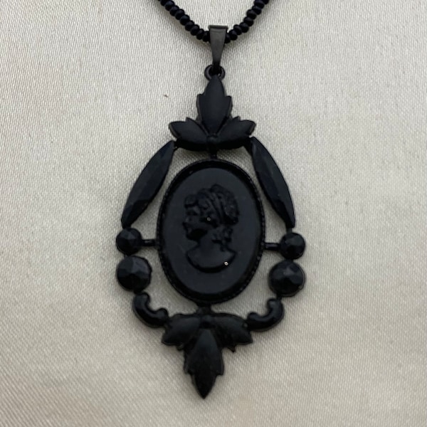 Vintage Czech Victorian Style Pierced Openwork Jet Black Glass Cameo Pendant with Bead Chain