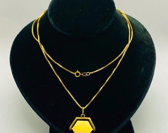 Vintage AM gerolde gouden zeshoekige spinnerhanger met 28 inch lange ketting