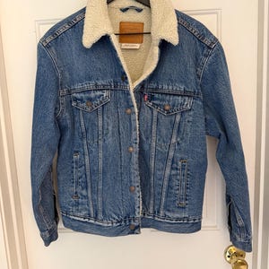 Levi’s Sherpa Trucker Jacket Herr Mellanblå Denim Fleecefodrad Jeansjacka