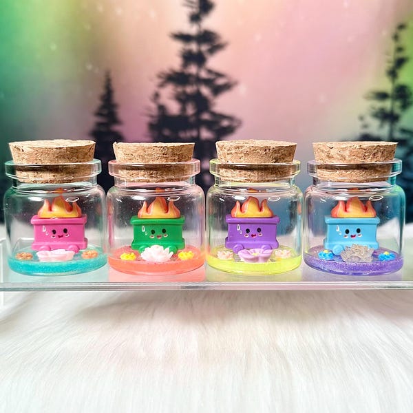 Müllcontainer Fire Schreibtisch Freunde, wieder aufgefüllt 6/20. Die originellen kleinen Terrarium Freunde / Miniatur Schreibtisch Haustier / Kawaii / Knebel Geschenk / Büro Geschenk