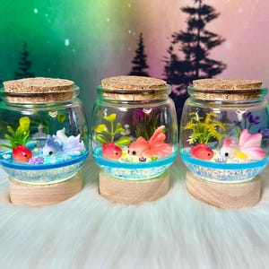 Light-up Goldfish Terrarium Lamp / The Original Tiny Terrarium Buddies / Desk Pet / Aquarium Fish Tank / Koi Pond Night Light