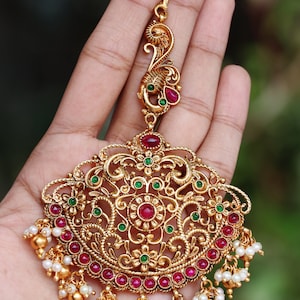 Flowered Maang Tikka