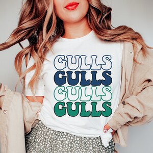 Women&#39;s College Attire | University Wear | College Basketball Style | Campus Fashion for Her