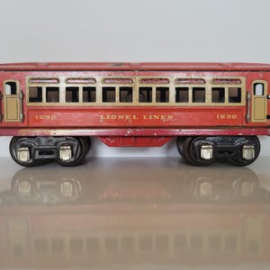 Vintage 1930&#39;s Lionel Train Car - Lionel Lines Observation Passenger Car #1690 - &quot;O&quot; Gauge
