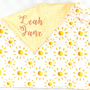 Minky Blanket For Baby, Blanket With Personalization, Yellow Minky Blanket with Name, Baby Shower Gift, Blanket with the sun, 93