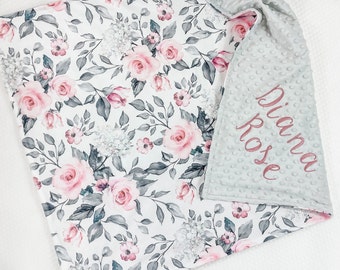 Guardería para niña, manta de bebé personalizada, manta floral para niña, manta floral minky con nombre, regalo de baby shower para niña, 55