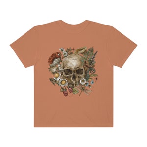 Momento Moro Unisex Garment-Dyed T-shirt