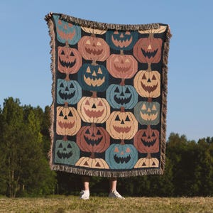 Jack O Lantern Woven Blanket, Colorful Pumpkin Throw, Cozy Halloween Home Decor, Fall Spooky Season Blanket