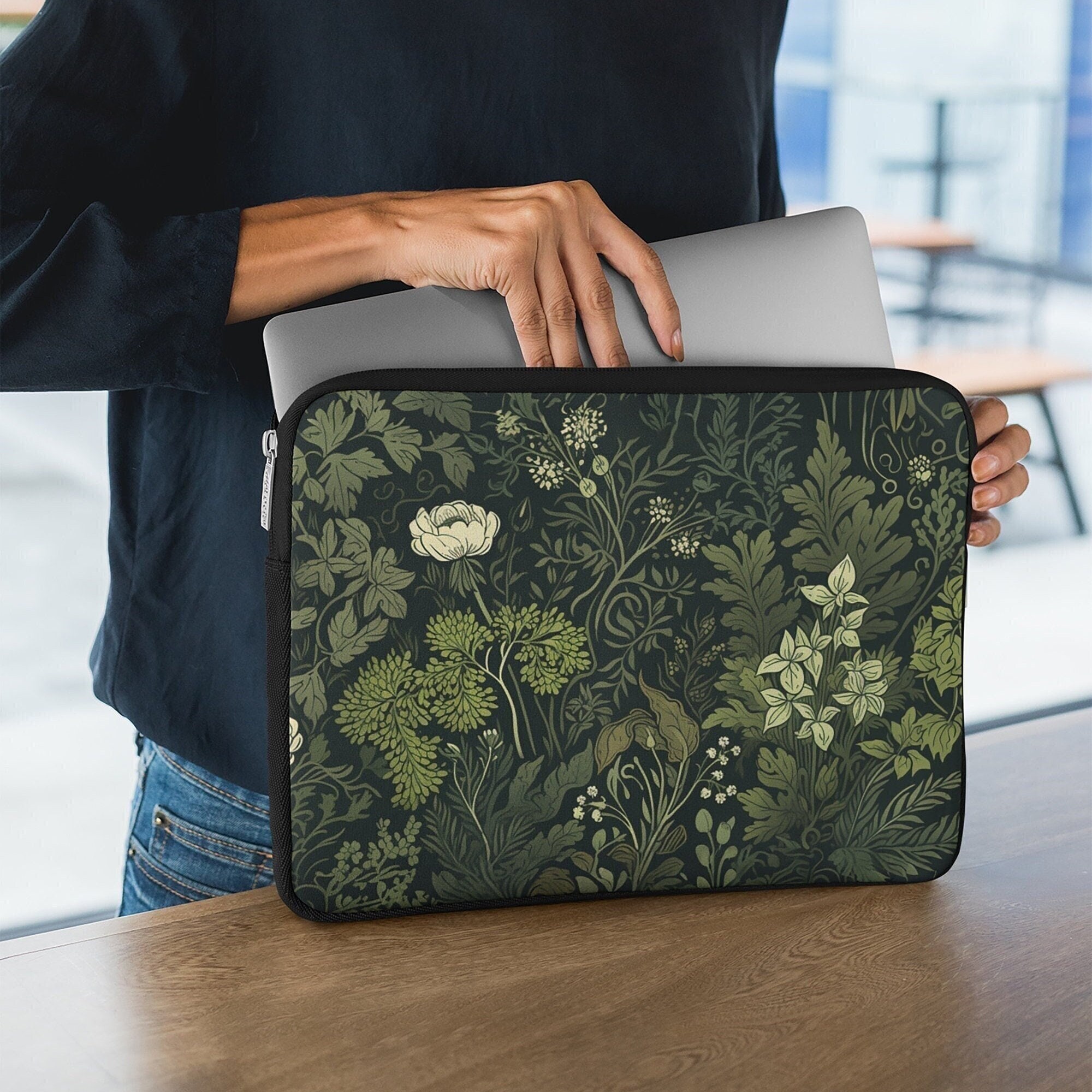 Strawberry Pattern Laptop Bag – 13-15 Inch Sleeve With Removable Anti-Slip Shoulder Strap For Men & Women - View #9