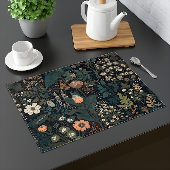 Floral Cottagecore Placemat - Vintage Style, Durable Cotton