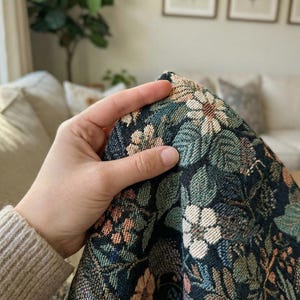 Dark Floral Blanket Woven Throw, Autumn Botanical Design, Cozy Fall Decor, Vintage Garden Style image 6