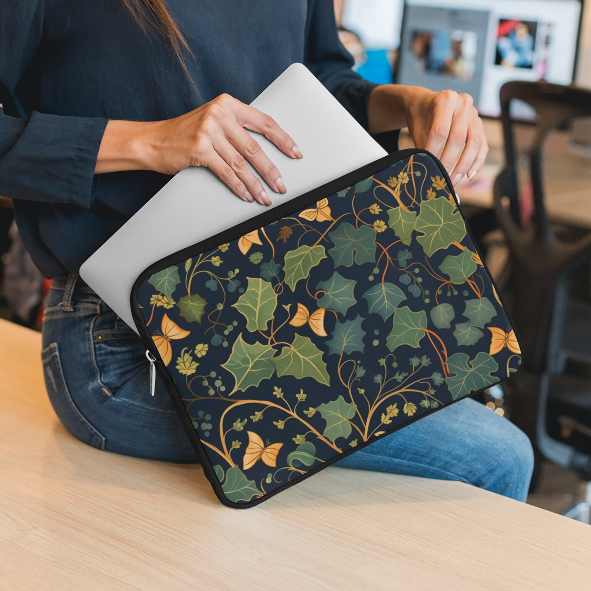 Nature Laptop Sleeve - Dark Green Protective Case