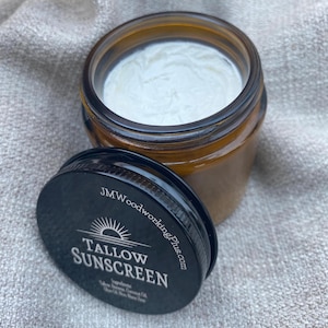 Natural Tallow Sunscreen – Nourishing, Chemical-Free Sun Protection