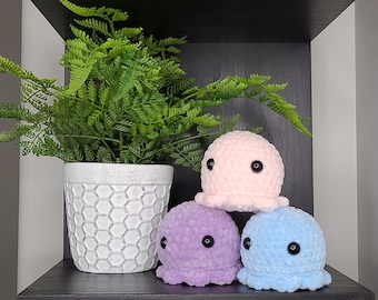 Crochet Octopus, Handmade, Sea Creature, Sea Animal, Plushie, Gift, Animal, Desk Pet, Desk Buddy
