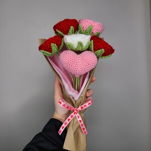 Crochet Rose Bouquet, Valentine&#39;s Day Flower Bouquet, Flower Rose Bouquet