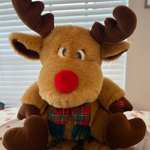 RARE Vintage Glowing Cheeks and singing Rudolph stuffed animal