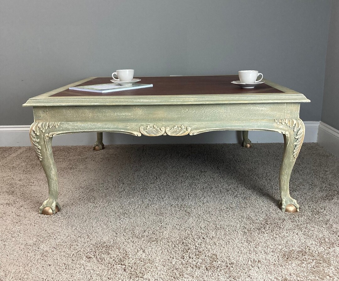 Vintage Lane Chippendale Coffee Table / Cocktail Table
