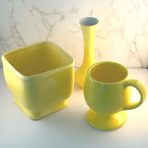 Space Age Yellow Vase - Etsy