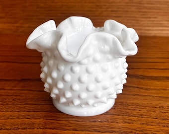 ヴィンテージのピンクガラス製フェントン花瓶 - Etsy 日本