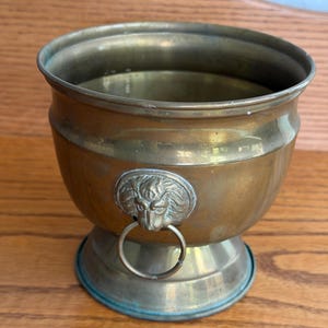 Vintage 5" Solid Brass Lion Head Planter - Ornate Lion Mask Ring Handle Cachepot - Mid Century Brass Plant Pot - Hollywood Regency Decor