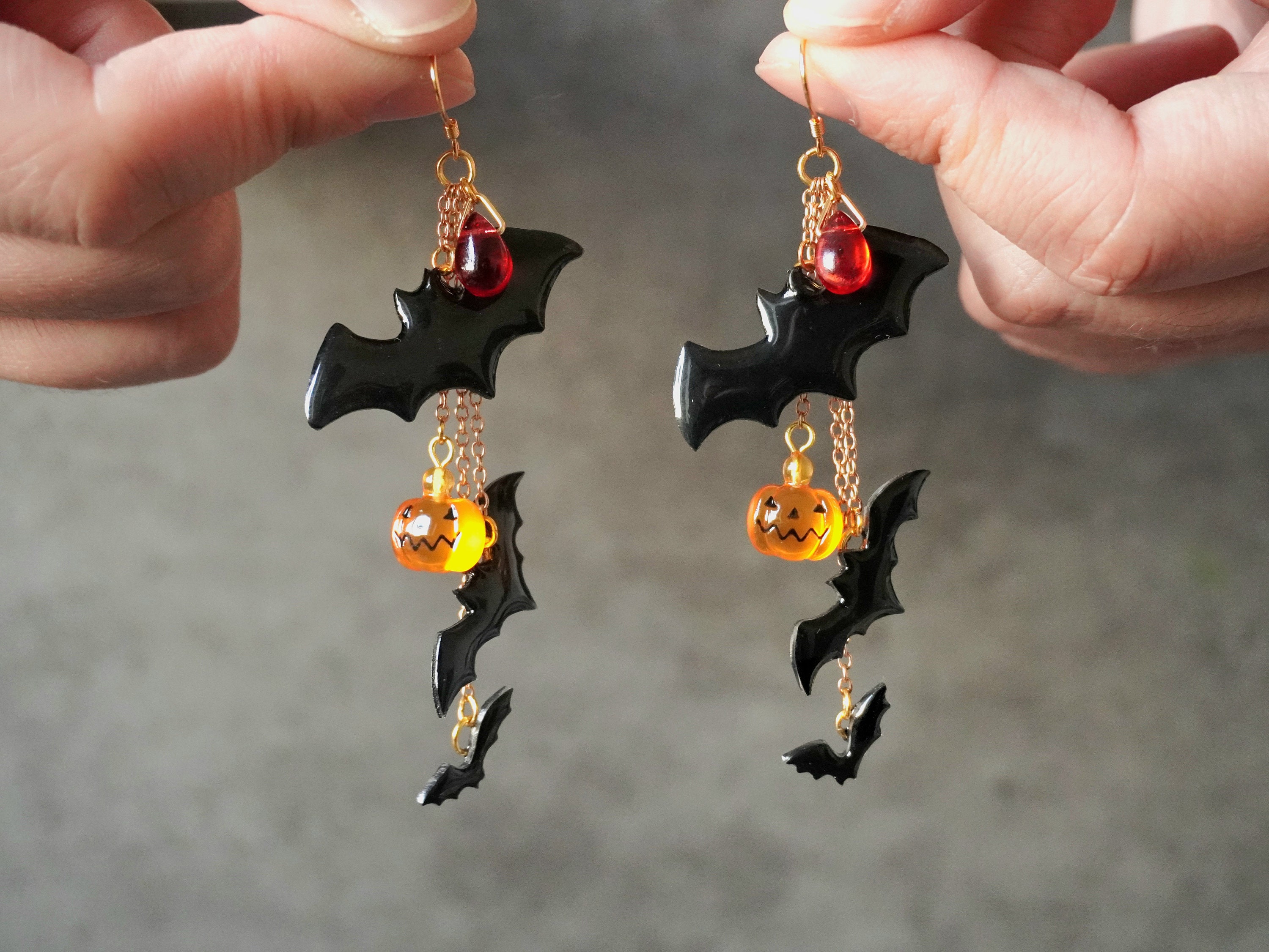 Bats Pumpkin Dangle Earrings, Halloween Earrings, Spooky Black Bat Earrings, Witchy Earrings, Acrylic Creepy Earrings, Gothic Earrings