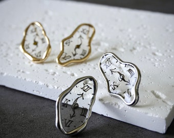 Smeltende Dali klok oorbellen, handgeschilderde Salvador Dali oorbellen, hars Sterling Stud/bengelen sieraden, goud/zilver rand klok oorbellen