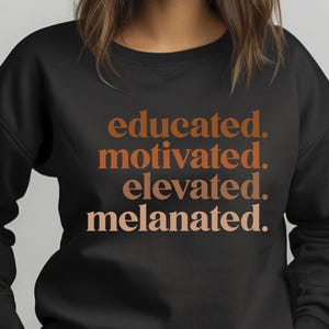 Sweat-shirt effet métallisé surélevé, motivé et éduqué - Chemise noire Fierté