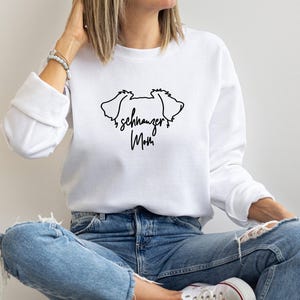 Camiseta de mamá Schnauzer: Camiseta de mamá de perro escrita a mano imagen 3