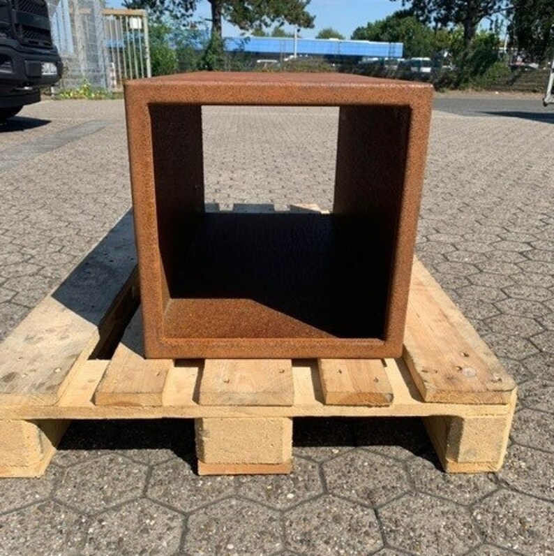 Hochbeet aus Cortenstahl auf Maß, Pflanzkübel aus Cortenstahl