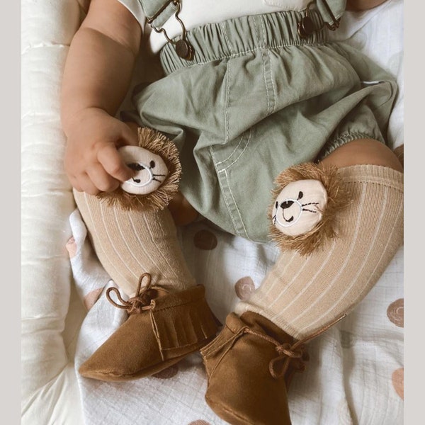 Mocassins en cuir pour bébé garçon - Mocassins doux avec chaussettes bio en forme de lion, parfaits pour les premiers pas - Cadeau idéal pour une baby shower