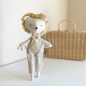 Poupée lion en coton bio faite main, peluche douce pour bébé garçon, cadeaux peluche pour enfants, compagnon de sommeil pour tout-petit, cadeau baby shower