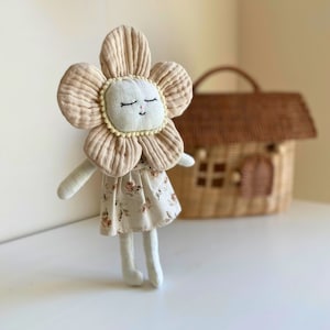 Personalized Daisy Doll – Handmade Organic Cotton Plush Toy, Baby Girl Gift