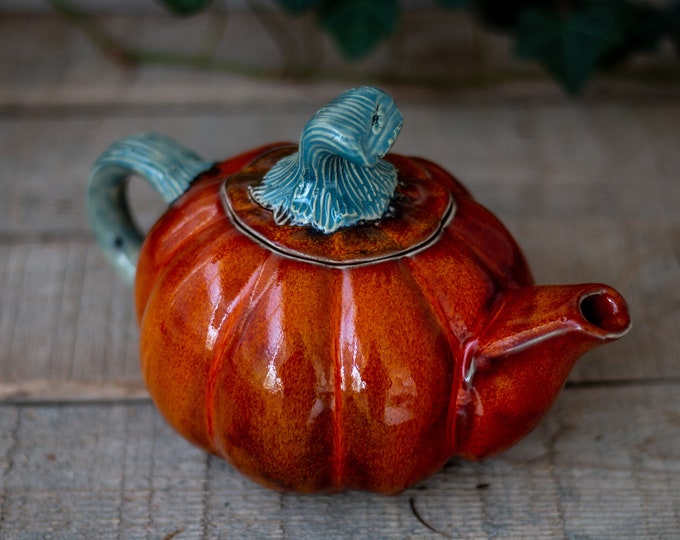 Handmade Ceramic Pumpkin Teapot: Rustic Kitchen Decor