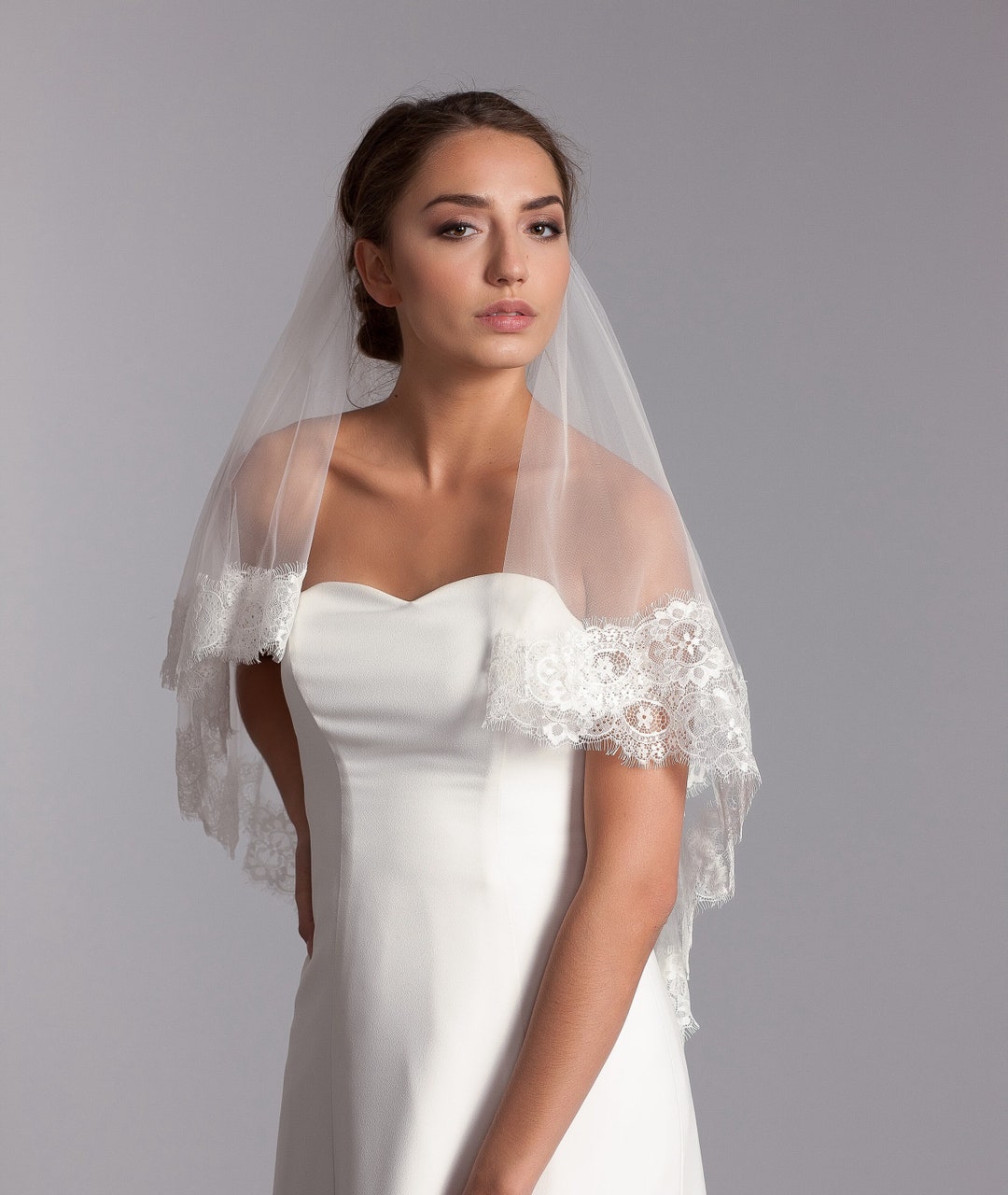 French Lace Wedding Veil, Lace Bridal Veil, Mid Lenght Veil 75cm/55cm