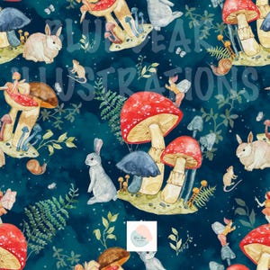 Könnte beinhalten: Eine skurrile Illustration mit einem dunkelblauen Hintergrund mit Pilzen, Feen, Kaninchen und Mäusen. Die Pilze haben rote und blaue Kappen. Der Text "BLUE BEAR ILLUSTRATIONS" ist im Hintergrund sichtbar. Das Gesamtthema ist ein Märchenwald.