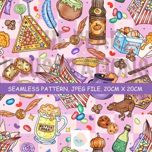 Könnte beinhalten: Ein nahtloses Muster mit bunten Illustrationen magischer Leckereien, darunter Butterbier, Schokoladenfrösche, Geleebohnen und geflügelte goldene Bälle auf einem hellrosa karierten Hintergrund. Das Bild enthält den Text SEAMLESS PATTERN, JPEG FILE, 20CM X 20CM.