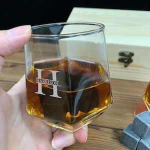 Whiskey Glass with wooden box,Personalized Groomsmen Gifts Set, Groomsmen Proposal, Best Man Gift, Dad Gift,Christmas gift