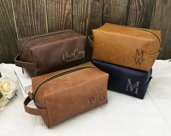 Personalized Leather Toiletry Bag, Groomsmen Gift, Dopp Kit，Father's Day gift。