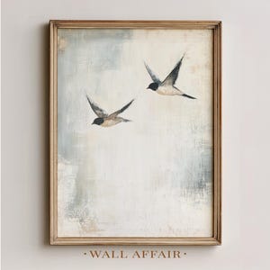 Quadro decorativo de parede com andorinha - Voo sereno e minimalista de andorinha, estampa texturizada de inspiração vintage, decoração neutra em estilo japonês, sala de estar 1047
