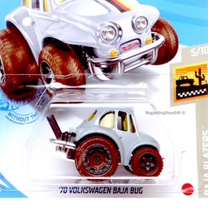 Hot Wheels '70 Volkswagen Baja Bug Perfektes Geburtstagsgeschenk Unikat Seltene Miniatur Sammelmodell Spielzeugauto in versiegelter amerikanischer Long Card