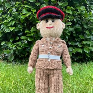 Knitting Pattern for Soldier in No. 2 Dress Uniform