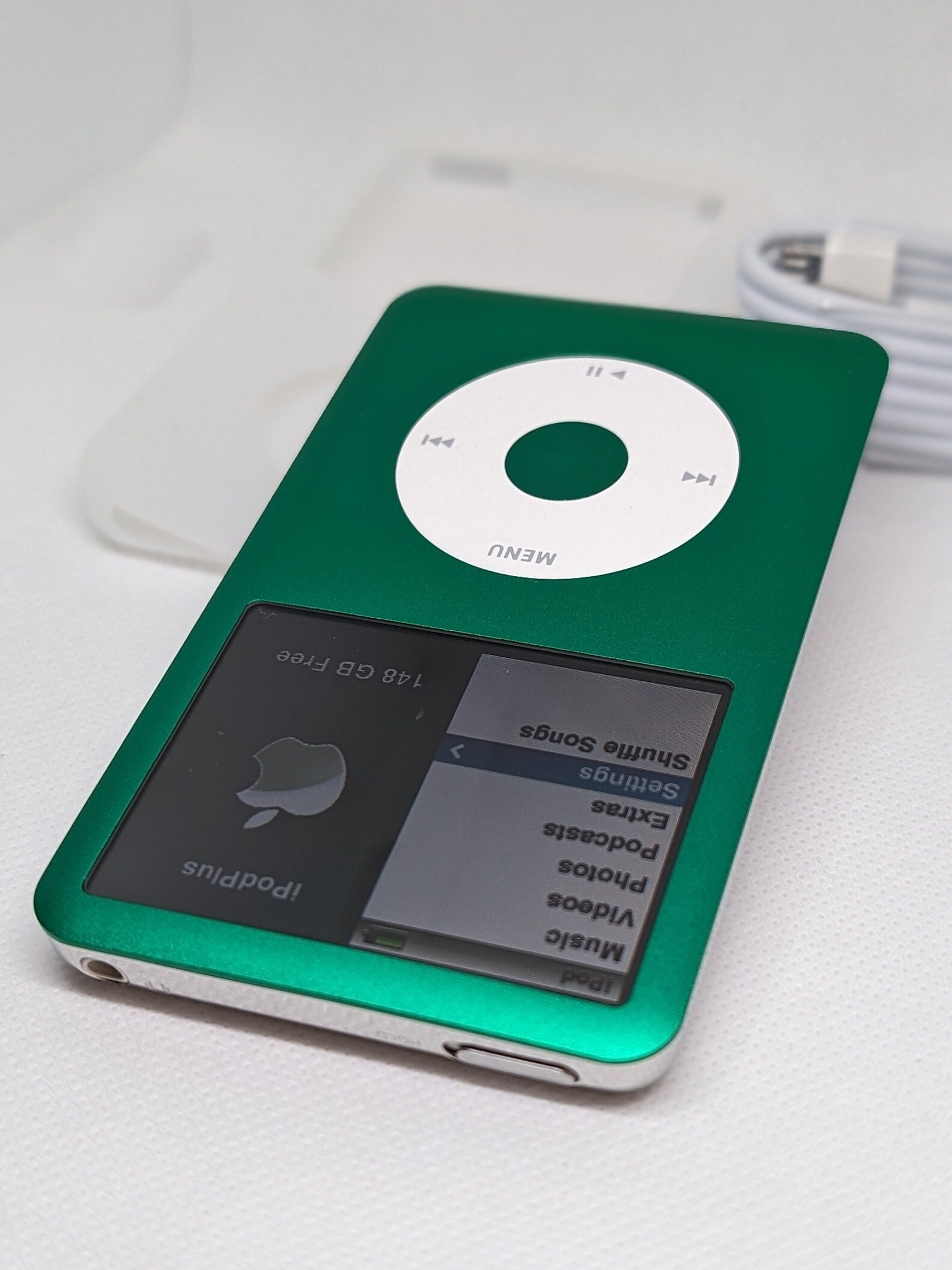iPod classic SSD128GB＆バッテリー交換済　緑クリアフマスク iPod classic SSD128GB＆バッテリー交換済 緑クリアフマスク