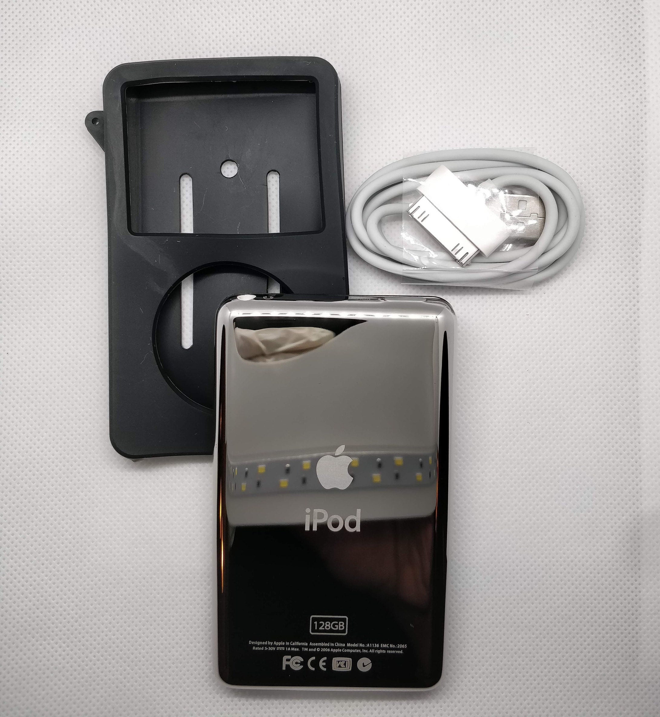 Apple Ipod Classic - 5th Gen, Black (3000mah Battery, Customised