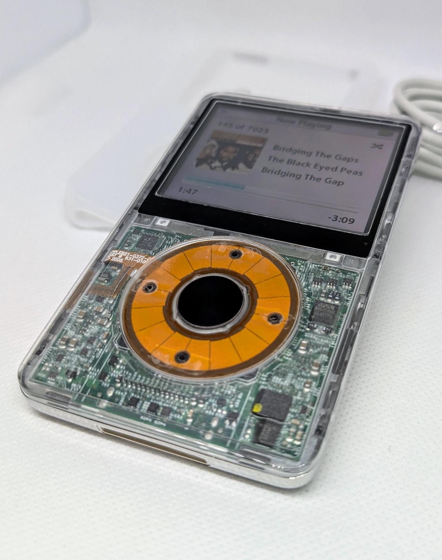 Apple iPod Classic - 第5世代、クリア＋ブラック 2 (3000mAh