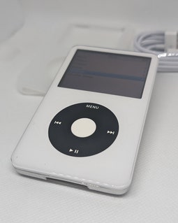 Apple Ipod Classic - 5th Gen, White+black (3000mah Battery