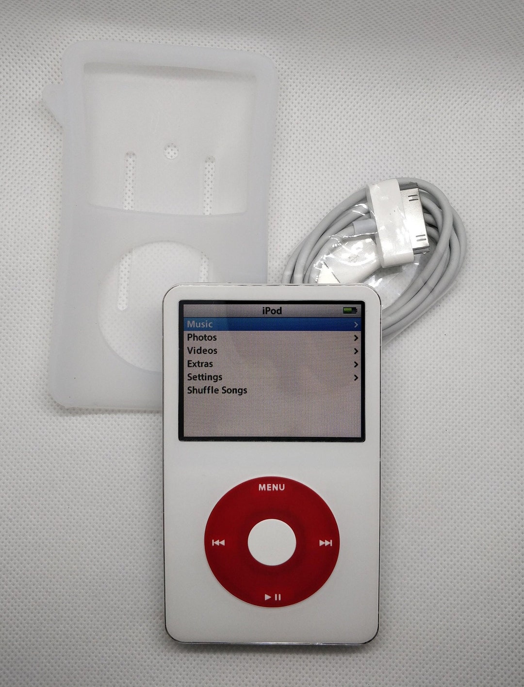 Apple Ipod Classic - 5th Gen, White+red (3000mah Battery