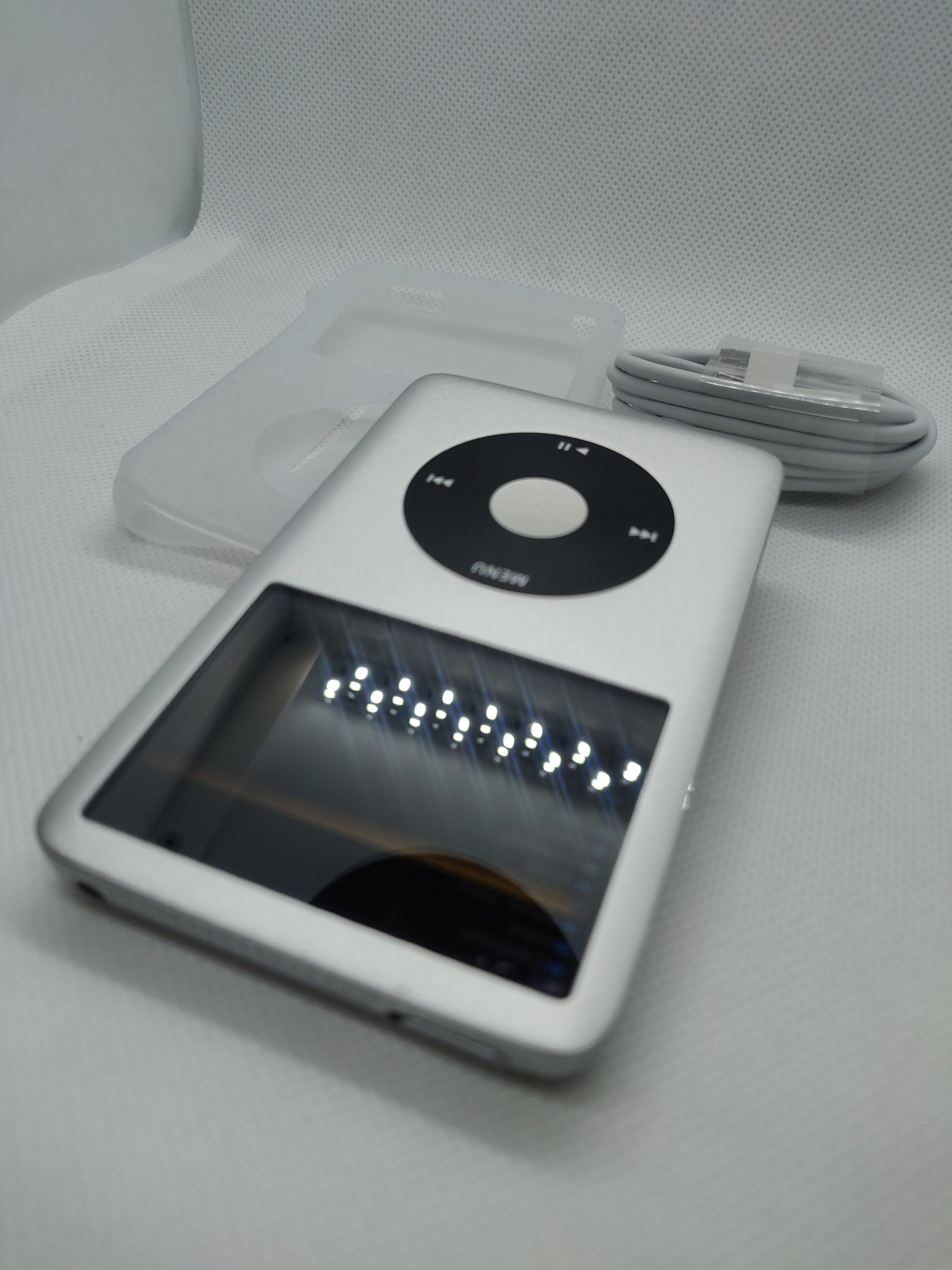 Apple Ipod Classic - 7th/6th Gen, Silver+black (3000mah Battery