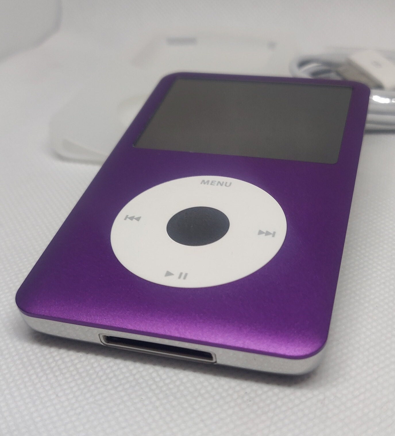 Apple iPod Classic - 第 7/6 世代、パープル + ホワイト + グレー
