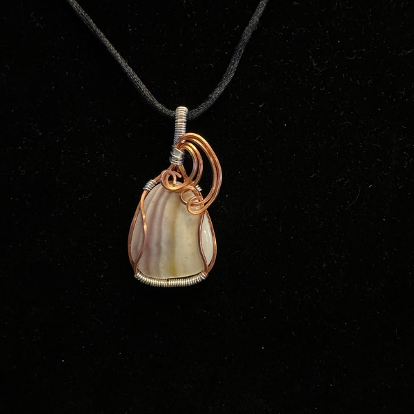 Wire Wrapped Seashell Pendant Two-tone Copper & Silver Plated Trangle Necklace Wampum Quahog Clam Shell Purple White Stripe Swirl Unique S3