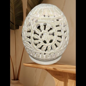 Handcrafted Soapstone Marble Egg Shape Candle Holder Christmas Decorative soapstone home decor Items for Gifting use Available at best Price
